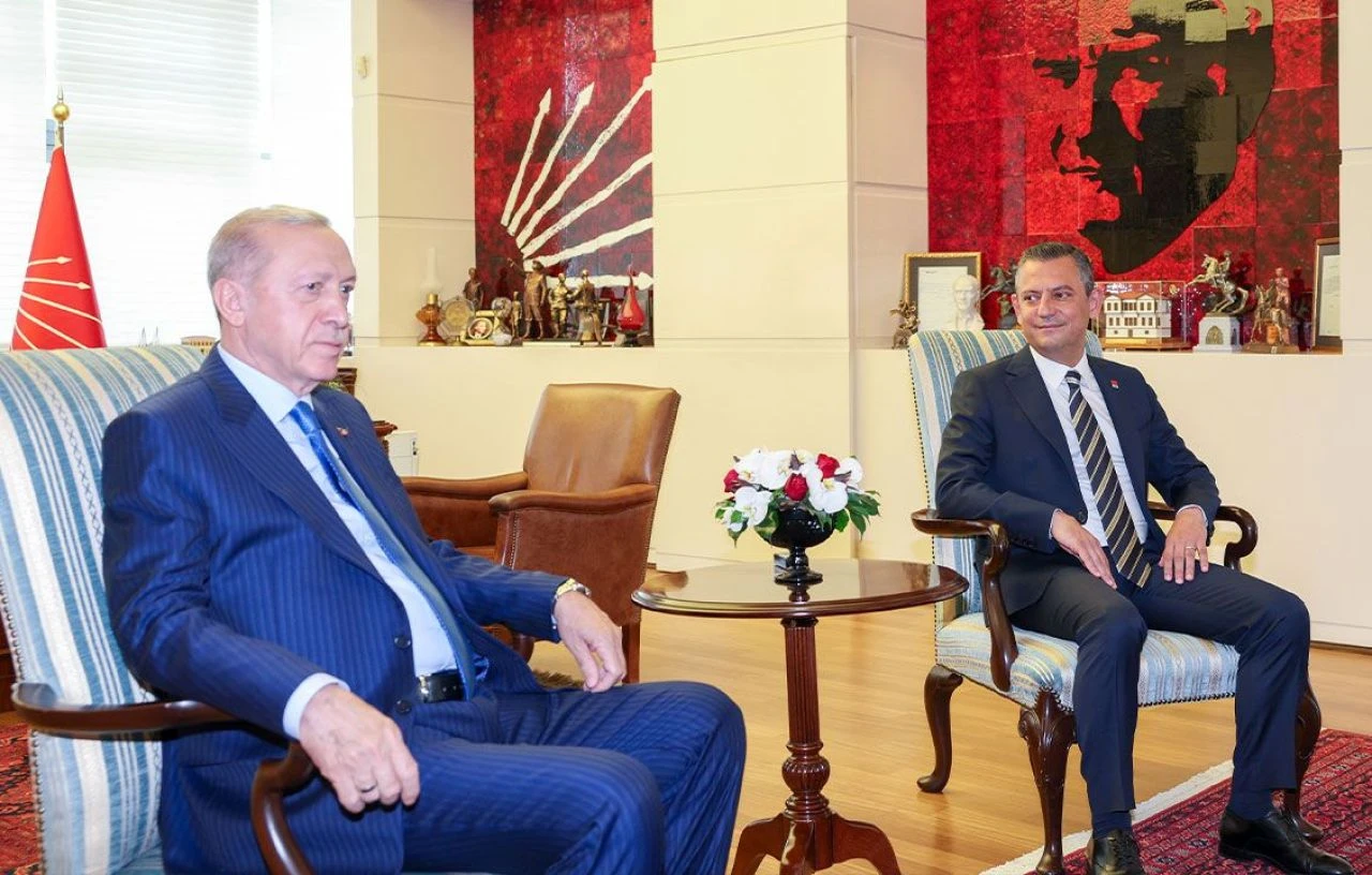 Tarihi zirvede 'Özel' hediye! Fiyatı ve anlamı dikkat çekti - 4. Resim