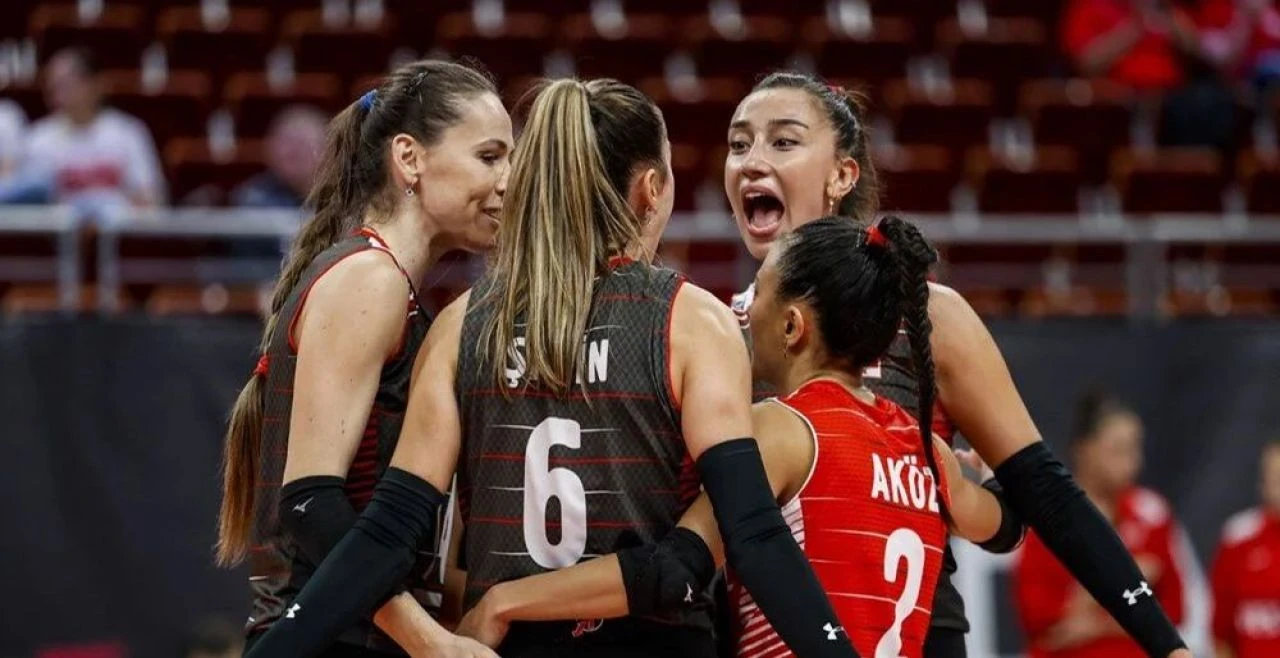 Türkiye - Dominik Cumhuriyeti voleybol maçı 13 Haziran Perşembe saat 15.30'da başlayacak
