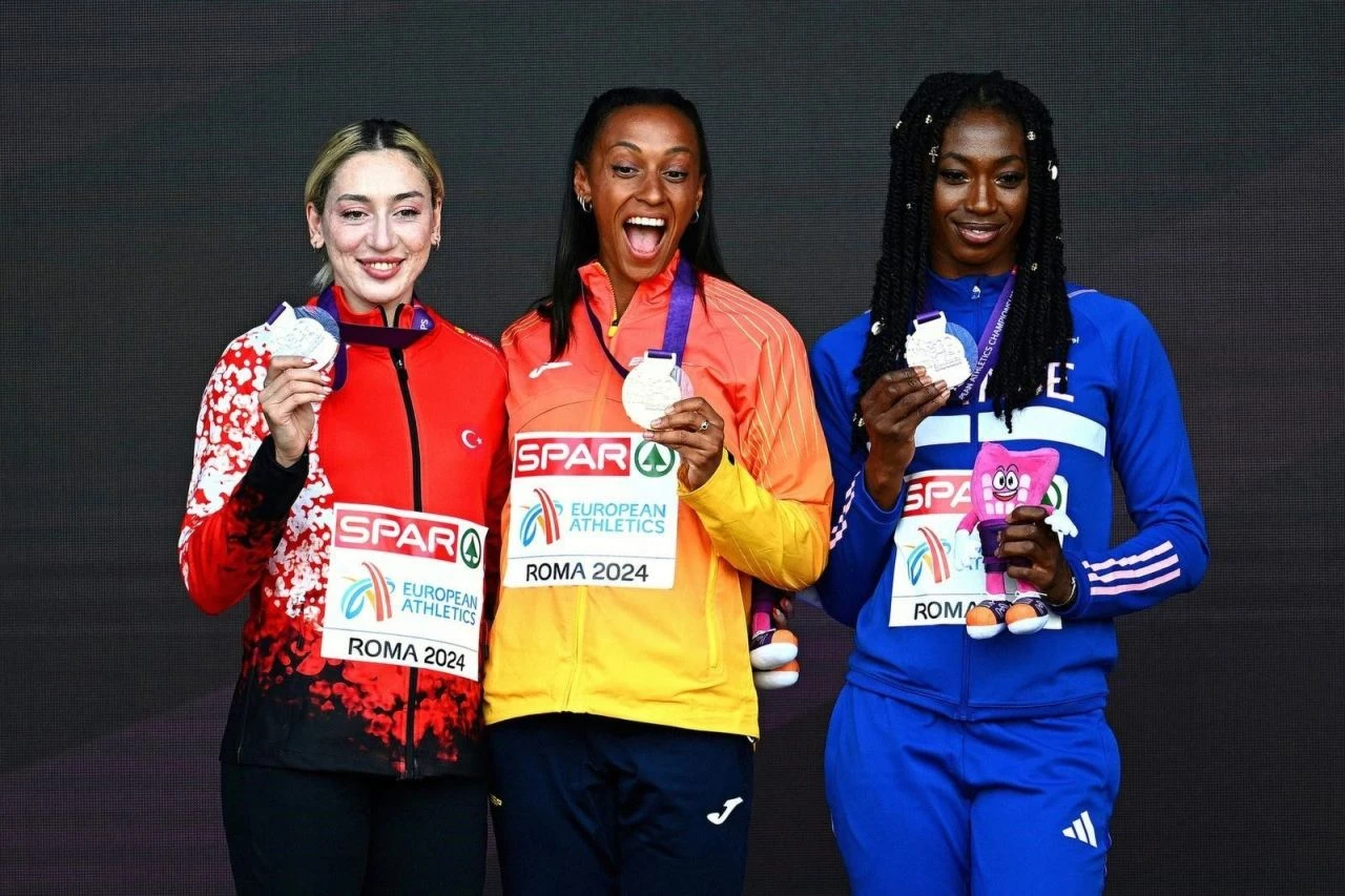 Atletizm Milli Takımı Roma’dan 2 madalya ile dönüyor - 1. Resim