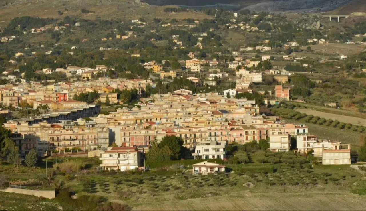 Bu kasabada 103 liraya ev satılıyor! Hatta 42 liraya satıldığı bile var - 4. Resim