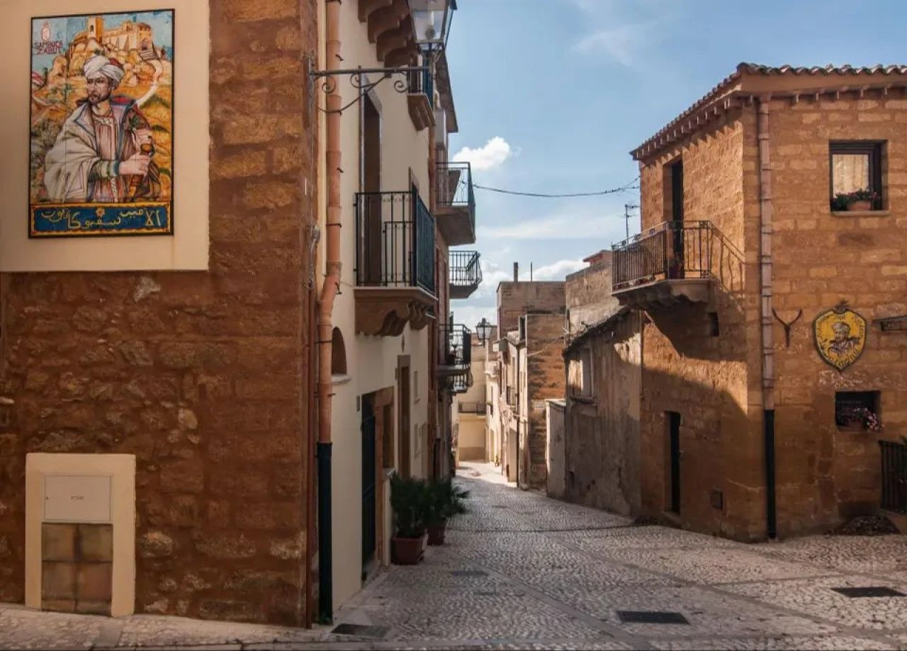 Bu kasabada 103 liraya ev satılıyor! Hatta 42 liraya satıldığı bile var - 3. Resim