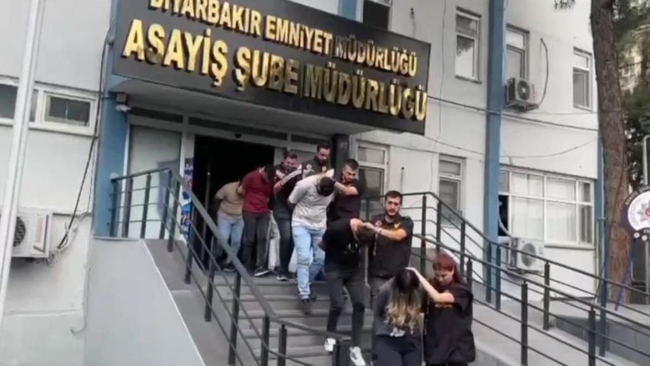 Diyarbakır&#039;da &#039;Matruşka&#039; operasyonu! &#039;Özel terapi&#039; şifresiyle fuhuş