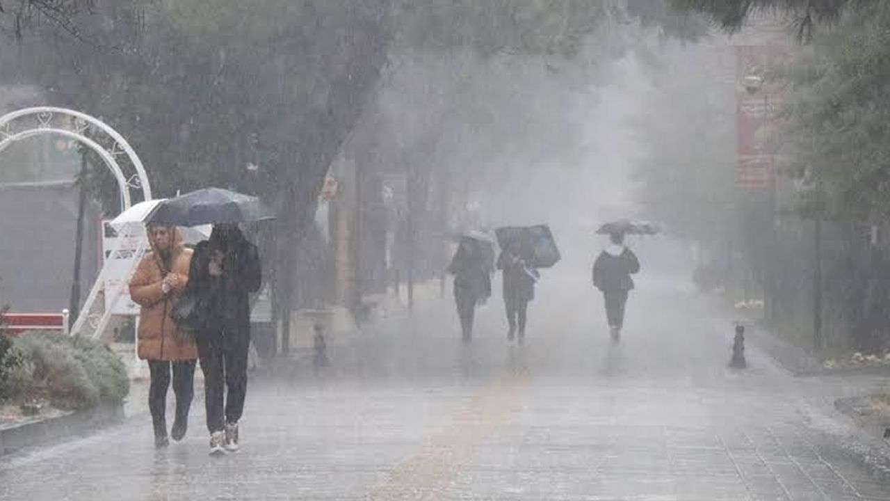 Meteoroloji uyardı! Gök gürültülü sağanak ve dolu geliyor 