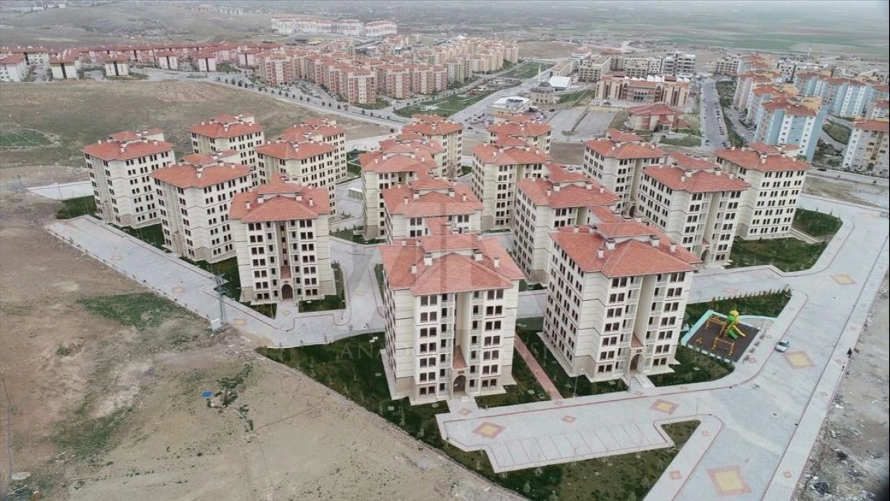 TOKİ başvurusu için bugün son gün! 7 bin lira taksitle ev sahibi olmak için son fırsat 13 Haziran