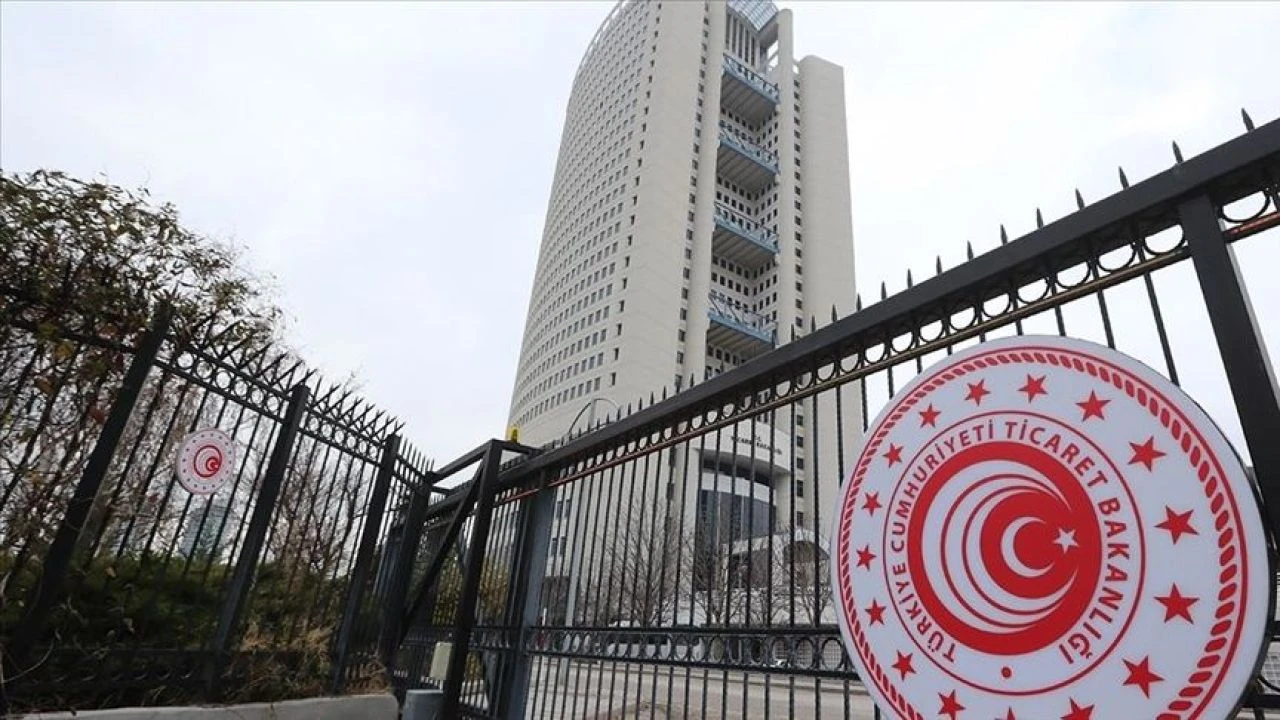 Tüketicilerden galericilere tarihi ders! Ticaret Bakanlığı devrede: Fiyat artış oyunları bitti