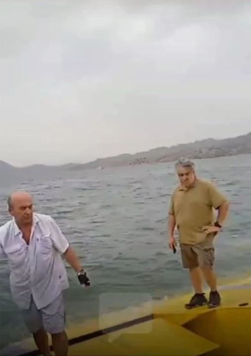 Bafa Gölü'ne düşen pilotların kurtarılma anları yayımlandı - 2. Resim