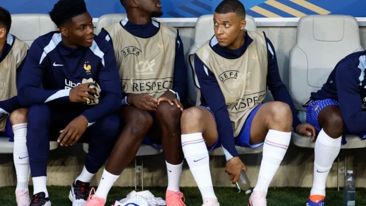 EURO 2024'de salgın damgası! Fransa Milli Takımı'nı hastalık vurdu - 2. Resim