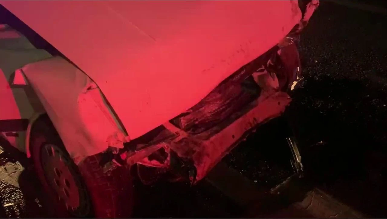 Alkollü sürücü kazaya neden oldu! - 1. Resim