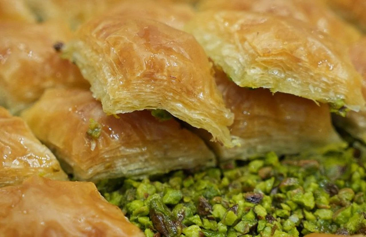 Baklavaya bayram kampanyası getirdiler: İşte merak edilen 120 TL’lik menü - 1. Resim