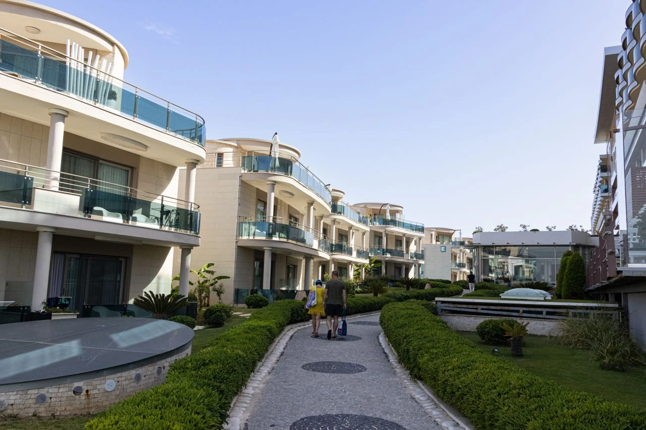 Çeşme'de Kurban Bayramı tatili günlük 3 bin ile 25 bin TL'yi buldu! 3 günlük tatil bir asgari ücrete yaklaştı