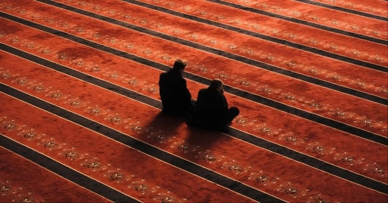 Teşrik tekbirleri bayramın arefe günü sabah namazında başlar, 4. günün ikindi namazına kadar devam eder - 1. Resim