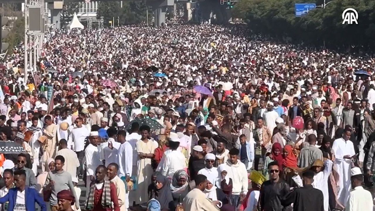 Etiyopyalı Müslümanlar bayramı meydan ve stadyumlarda kutladı - Dünya