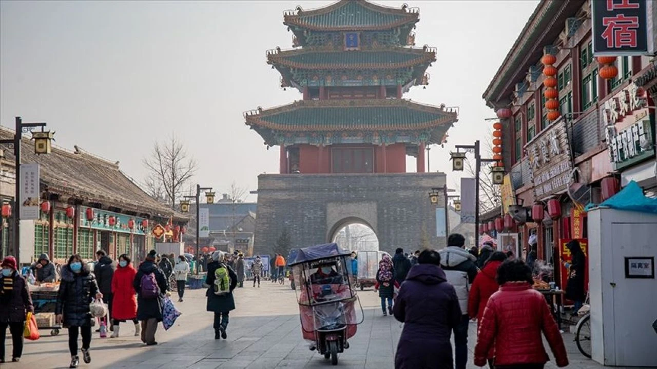 Çin'de üretim ve tüketim artarken gayrimenkul yatırımları hızla düşüyor - 2. Resim