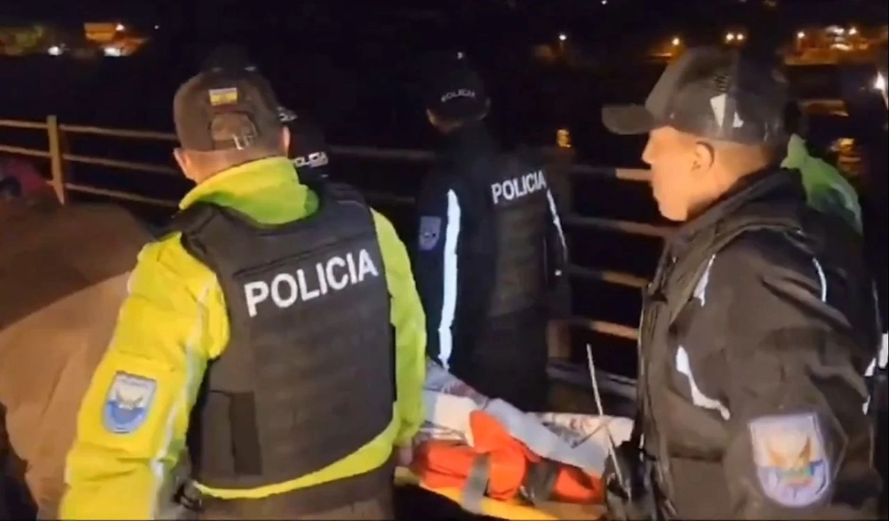 Ekvador'da heyelan felaketi! Ölü ve yaralılar var - 1. Resim