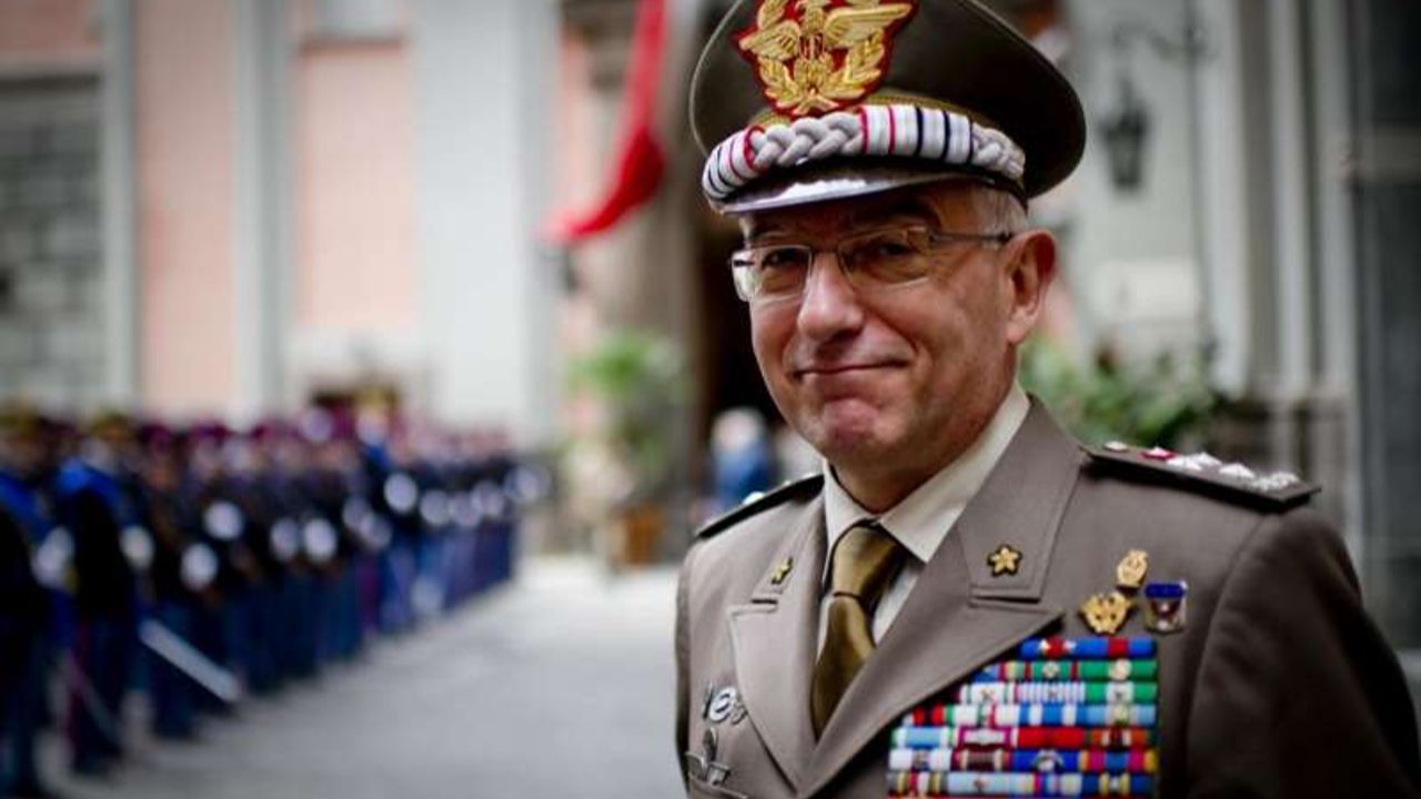İtalya'nın askeri gücünü büyüten eski Genelkurmay Başkanı Graziano evinde ölü bulundu - Dünya
