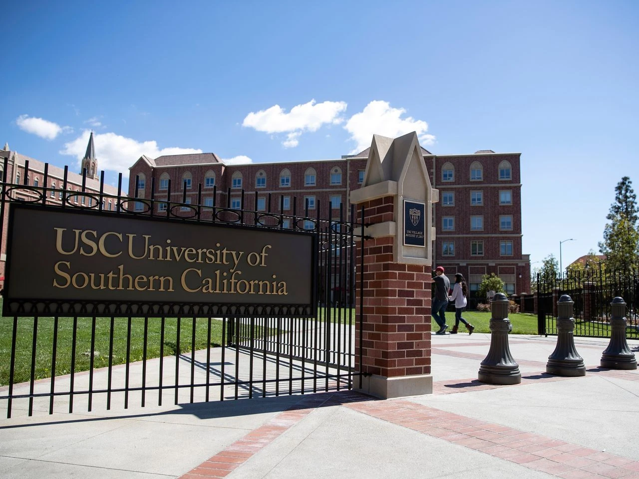 Milyarder çıkaran 12 üniversite: Bu okulların mezunları zengin oluyor