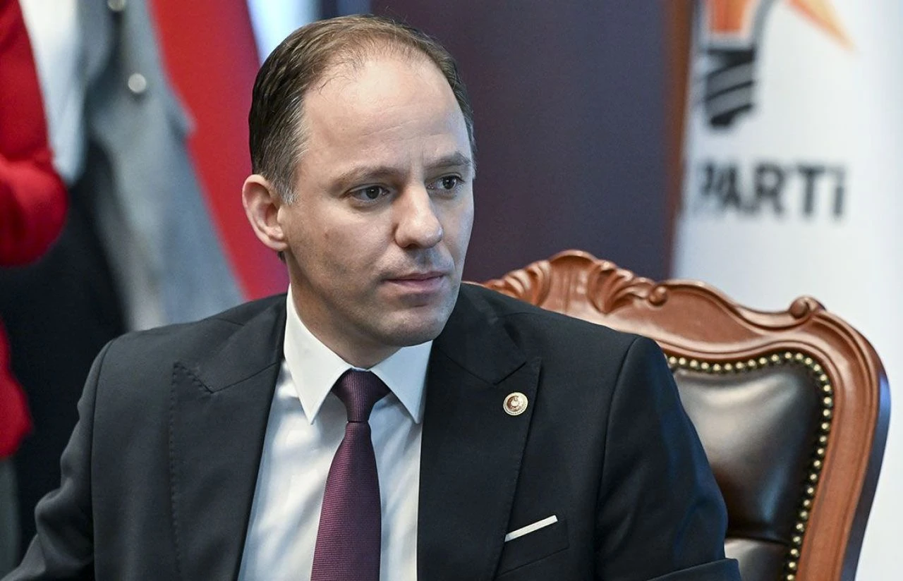 Siyasette bayramlaşma trafiği! AK Parti ve CHP arasında dikkat çeken asgari ücret diyaloğu