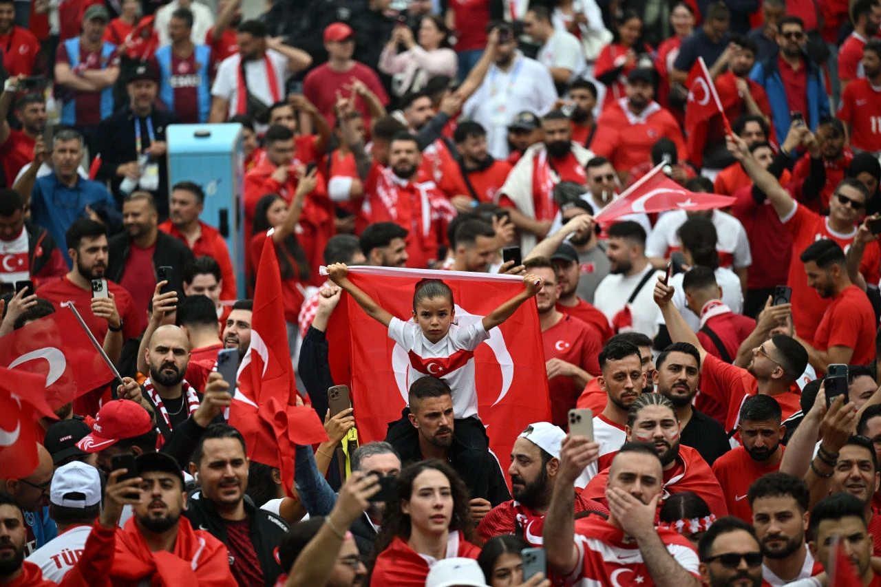 Real Madrid’den Arda Güler ve Türkiye paylaşımı!