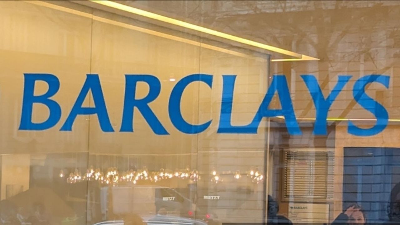 İngiliz bankacılık devi Barclays, Türk lirası ve faiz ile ilgili yeni tahminlerini paylaştı