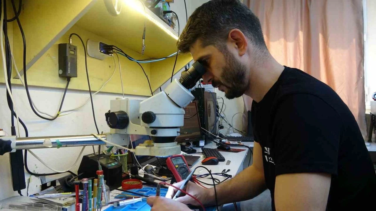 Kavurucu sıcaklarda telefon bataryalarına dikkat! Uzman isim uyardı - 2. Resim