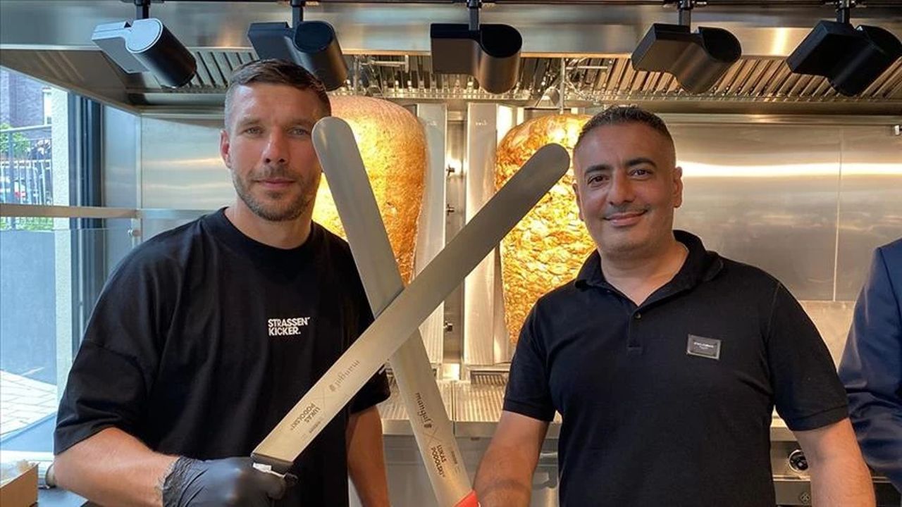 Podolski ve Metin Dağ’ın ortak olduğu Mangal Döner, Euro 2024 taraftarlarının gözdesi oldu