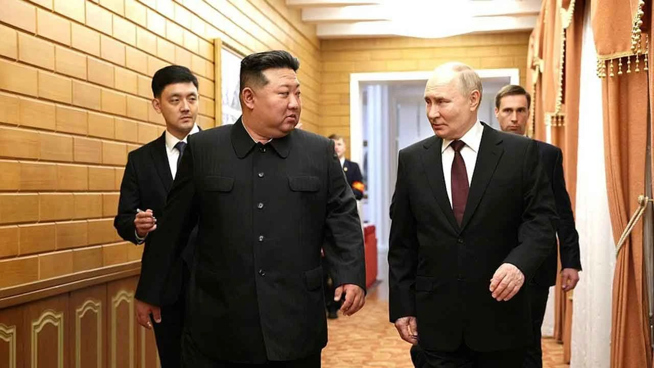 Putin, 24 yılın ardından Kuzey Kore'de! ABD endişeli... - 1. Resim