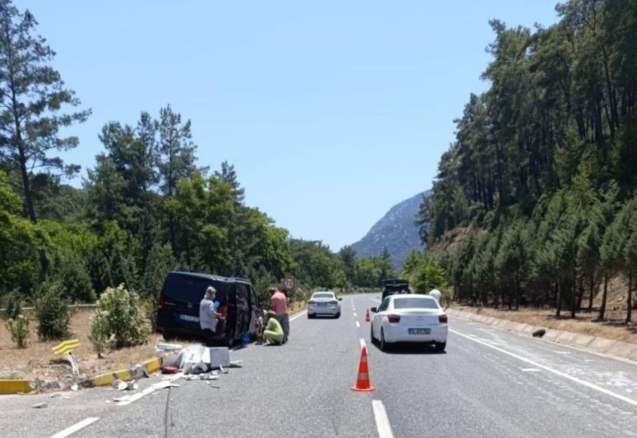 Muğla’da iki araç çarpıştı: Çok sayıda yaralı var! - 1. Resim