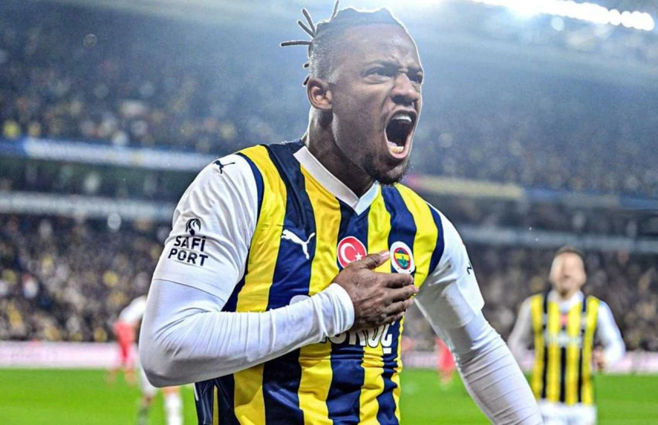 Galatasaray ile anlaşan Batshuayi'nin eşi isyan etti: "Çocuğumun ölmesini dileyenler utanın!"