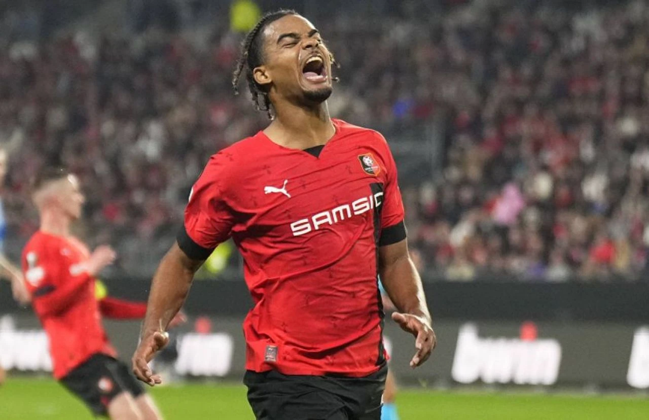 Galatasaray'ın Lorenz Assignon teklifi ortaya çıktı - 1. Resim
