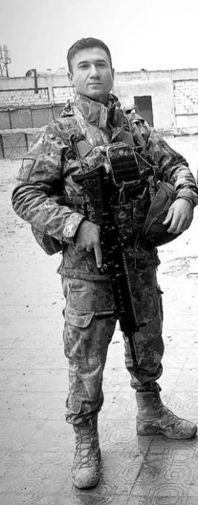 Özgür Özel'den şehit asker için başsağlığı mesajı - 1. Resim