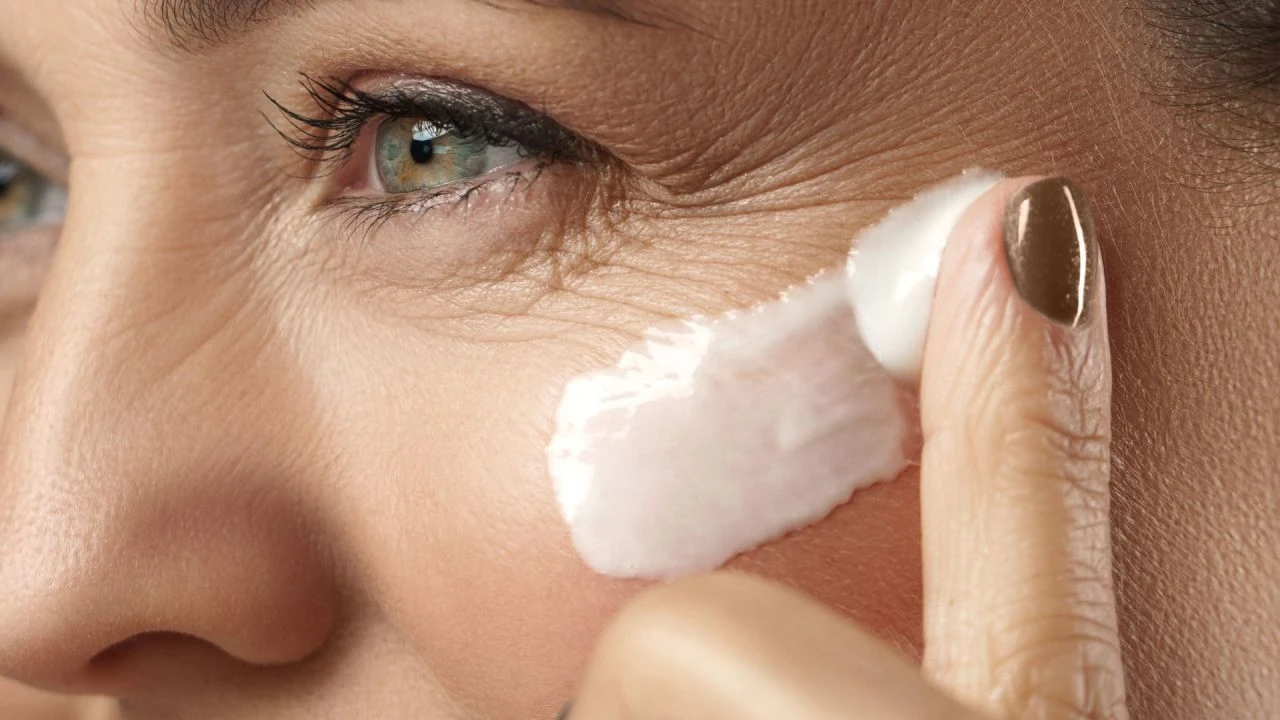 Güneş kremlerinde bulunuyor! Titanyum dioksit maddesi gıda ürünlerinde de tespit edildi