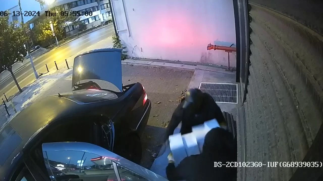 Lüks araçla 2 milyon TL'lik dron hırsızlığı! Üsküdar'da akıllara durgunluk veren soygun yaşandı - 2. Resim