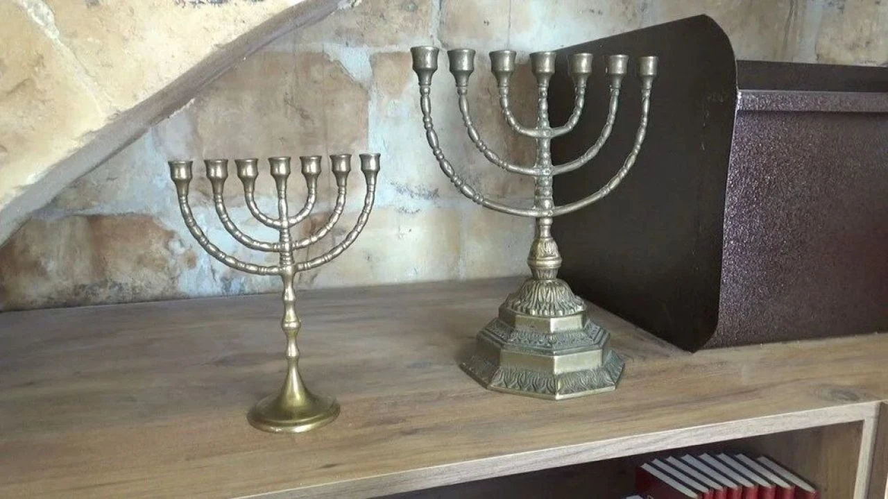 Şanlıurfa'da şoke eden soygun! 50 bin liralık şamdanları 250 liraya sattılar - 2. Resim