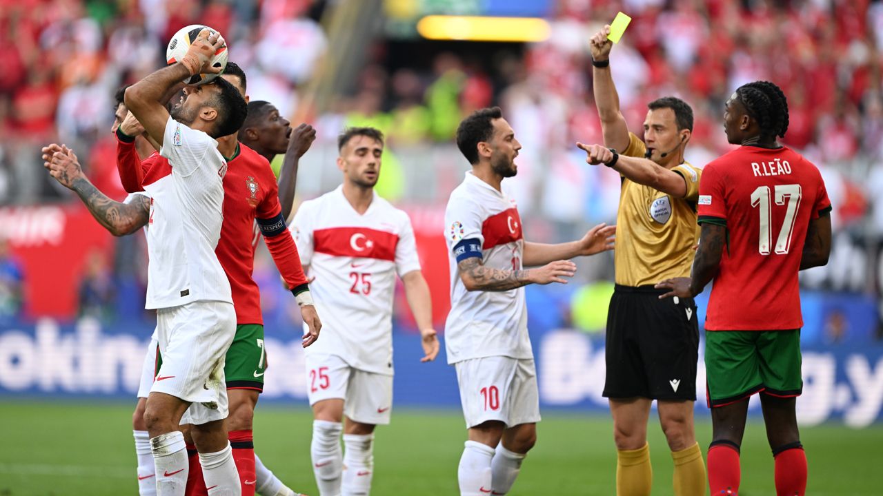 UEFA&#039;dan flaş karar: Türkiye-Portekiz maçına soruşturma açılıyor!