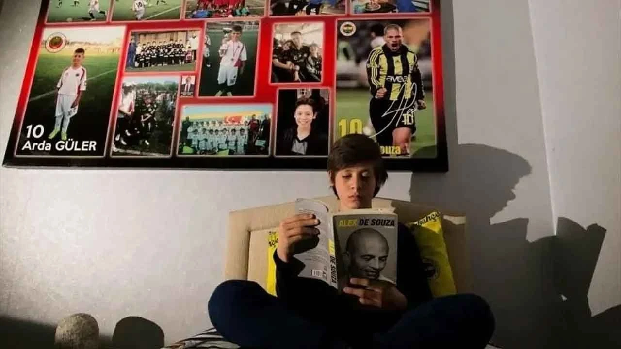 Arda Güler'in altyapı fotoğrafları gündem oldu, idolü olan 2 futbolcu ortaya çıktı - 7. Resim