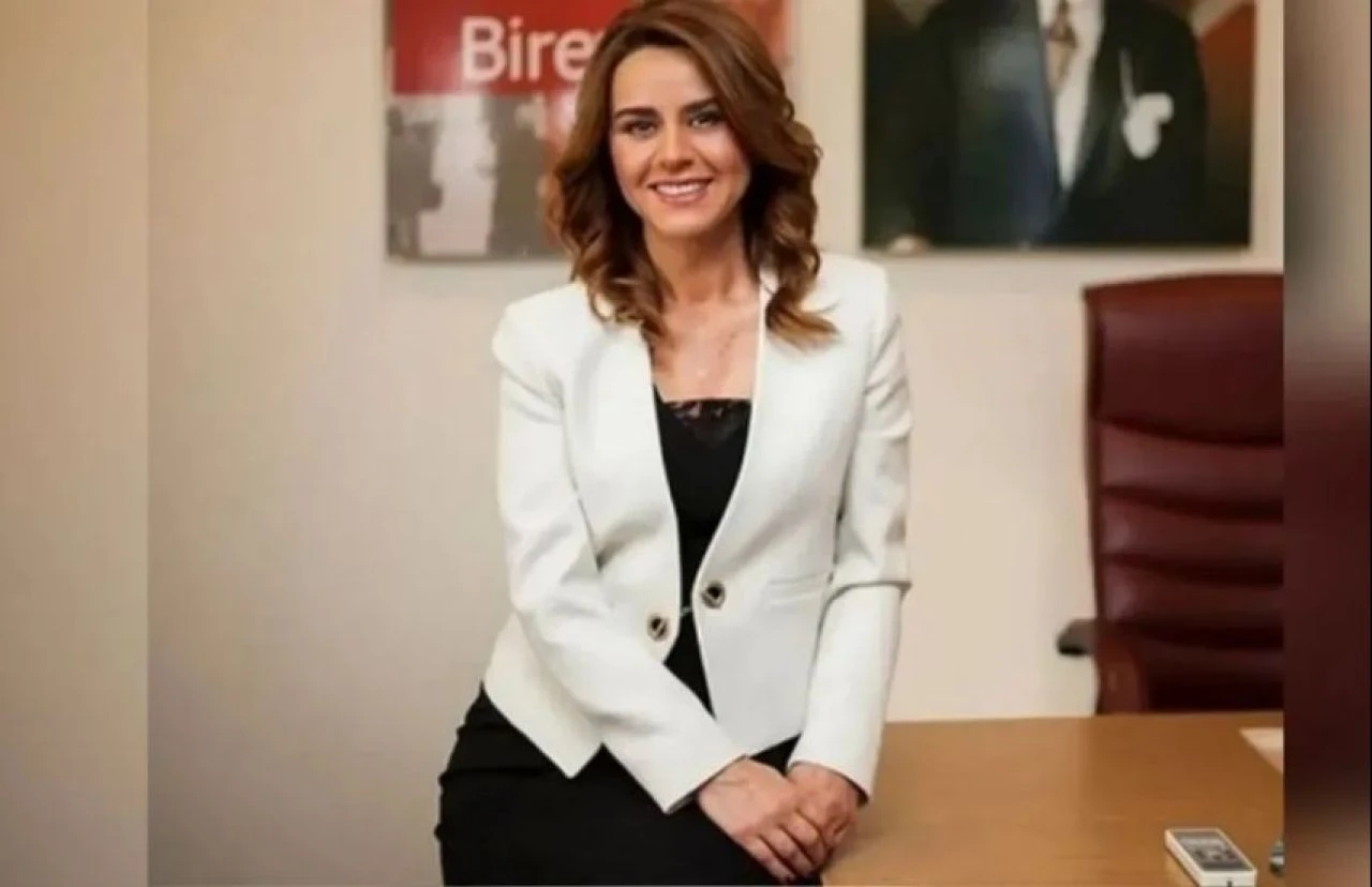 Dilan Polat ile Seçil Erzan'dan ortak dilekçe! Artık yan yanalar