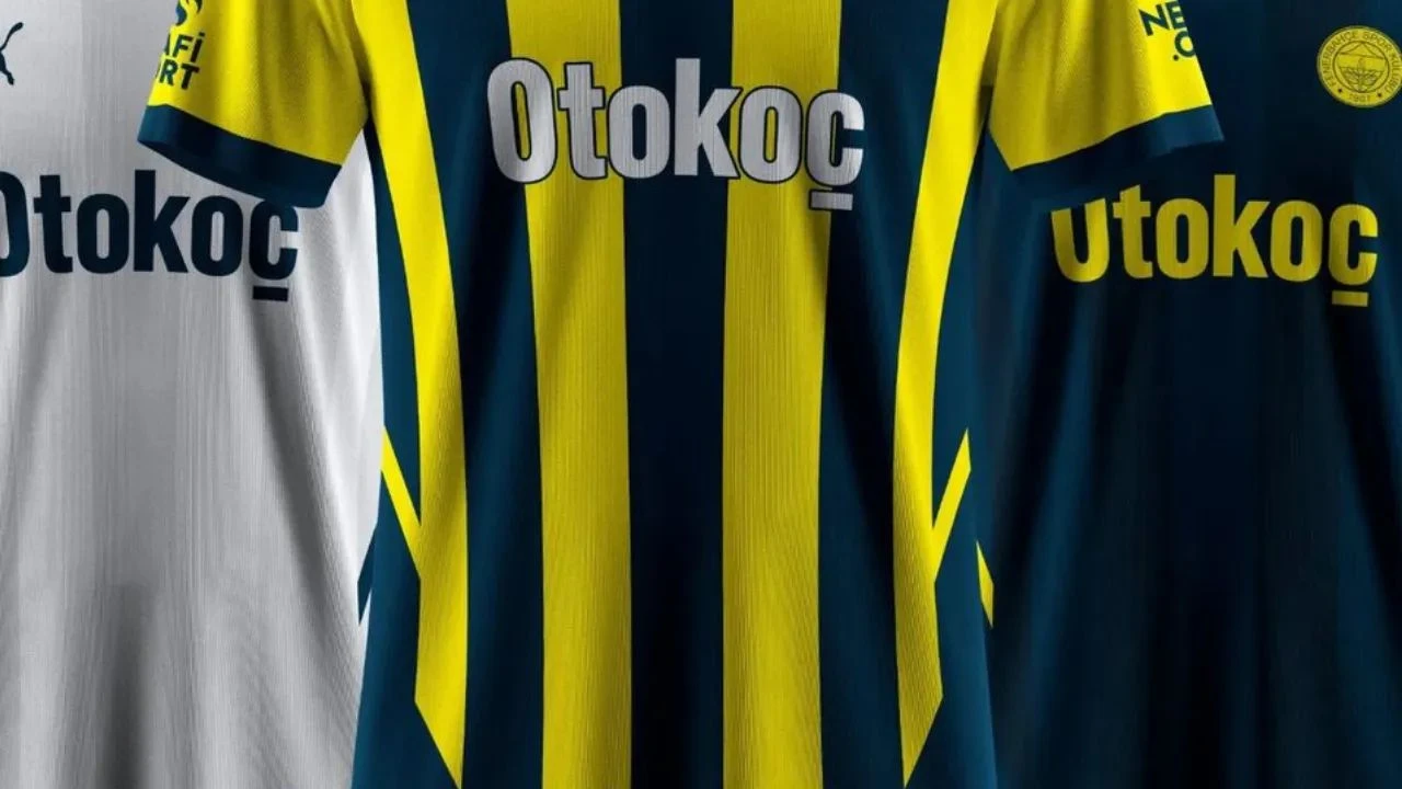 Fenerbahçe'nin 2.999 TL'den satışa çıkan yeni sezon formaları tanıtıldı - 1. Resim