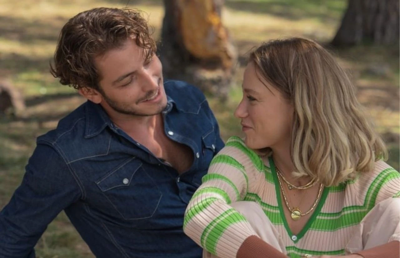 Kimler Geldi Kimler Geçti dizisine ünlü çift katıldı