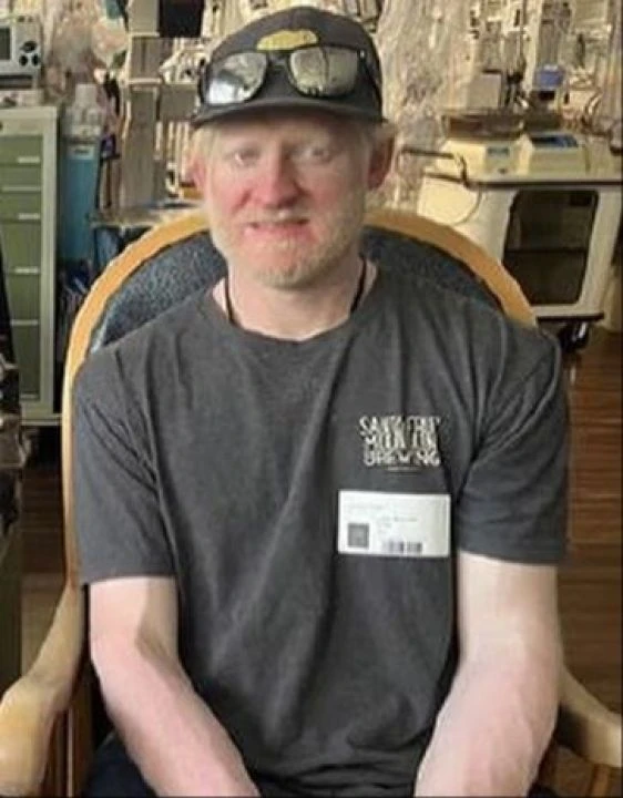 Yürüyüş sırasında kayboldu! 10 gün dağda hayat mücadelesi verdi, umutlar tükenirken bulundu