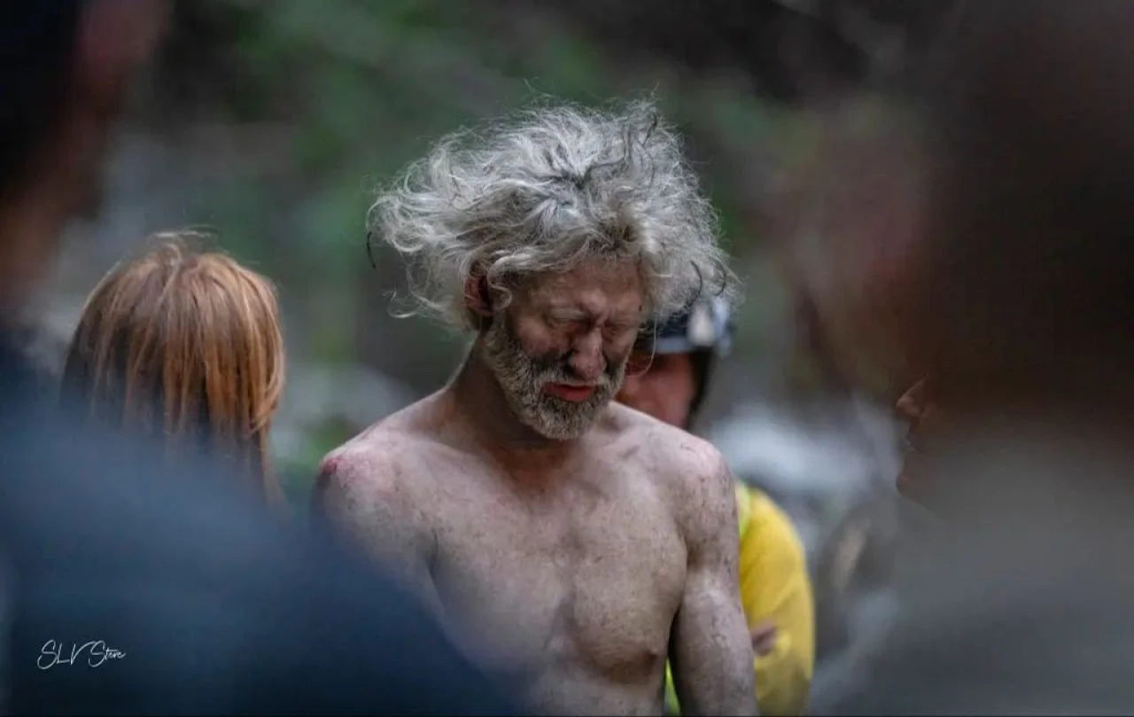 Yürüyüş sırasında kayboldu! 10 gün dağda hayat mücadelesi verdi, umutlar tükenirken bulundu