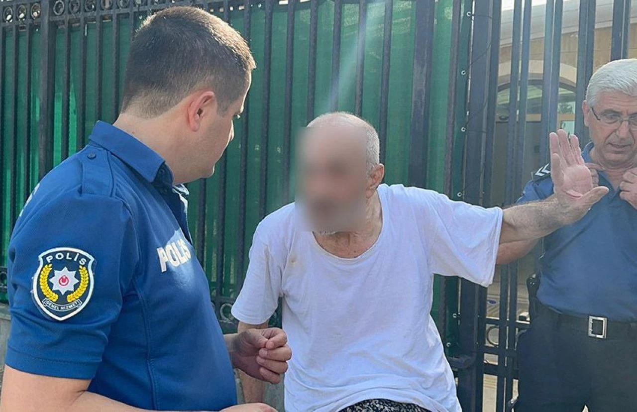 Antalya Adliyesi önüne tüfekle geldi, polis müdahale etti