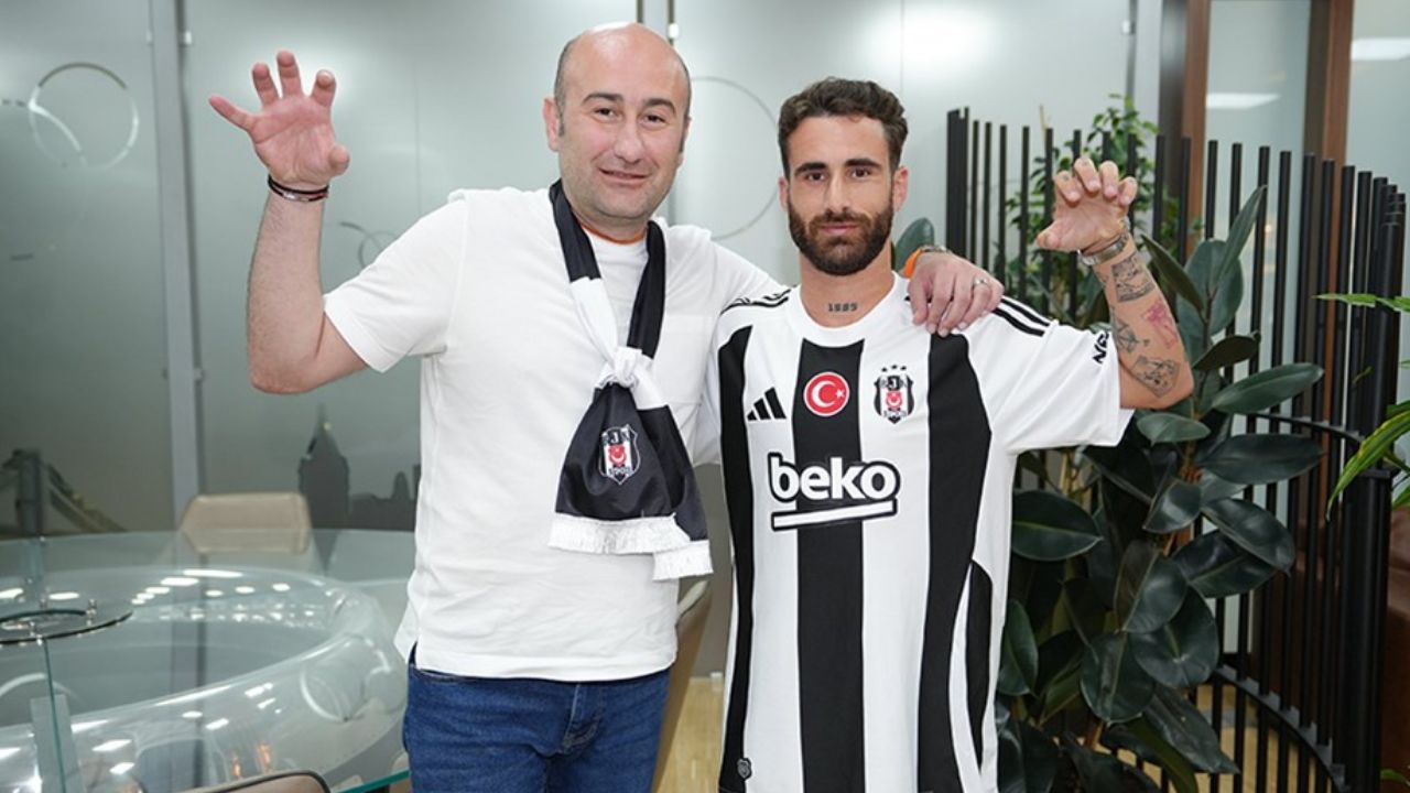Beşiktaş yeni transferi Rafa Silva&#039;yı yeni sezon formasıyla tanıttı!