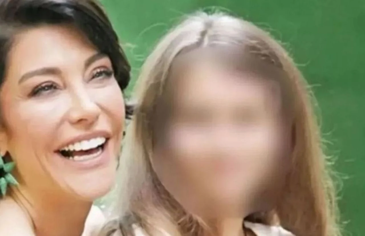 Deniz Akkaya kızı Ayşe ile mesajlarını ifşaladı! Hakaret ve küfürler havada uçuştu