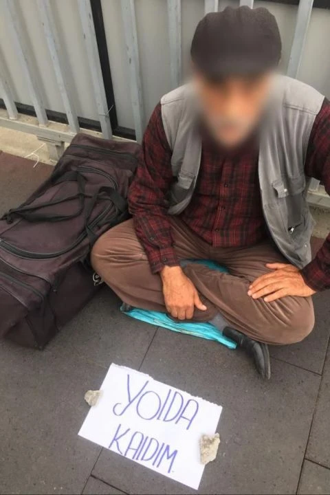 Dilenci değil ayaklı kasalar! Üstlerinden tam 22 bin lira para çıktı - 1. Resim