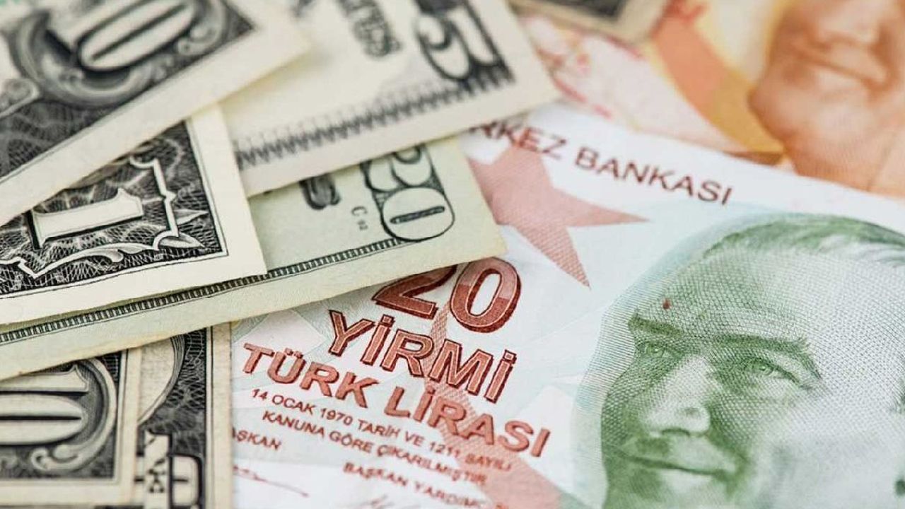 Dolar/TL kuru 33 TL&#039;yi gördü! Yatay seyir yukarı yönlü kırıldı