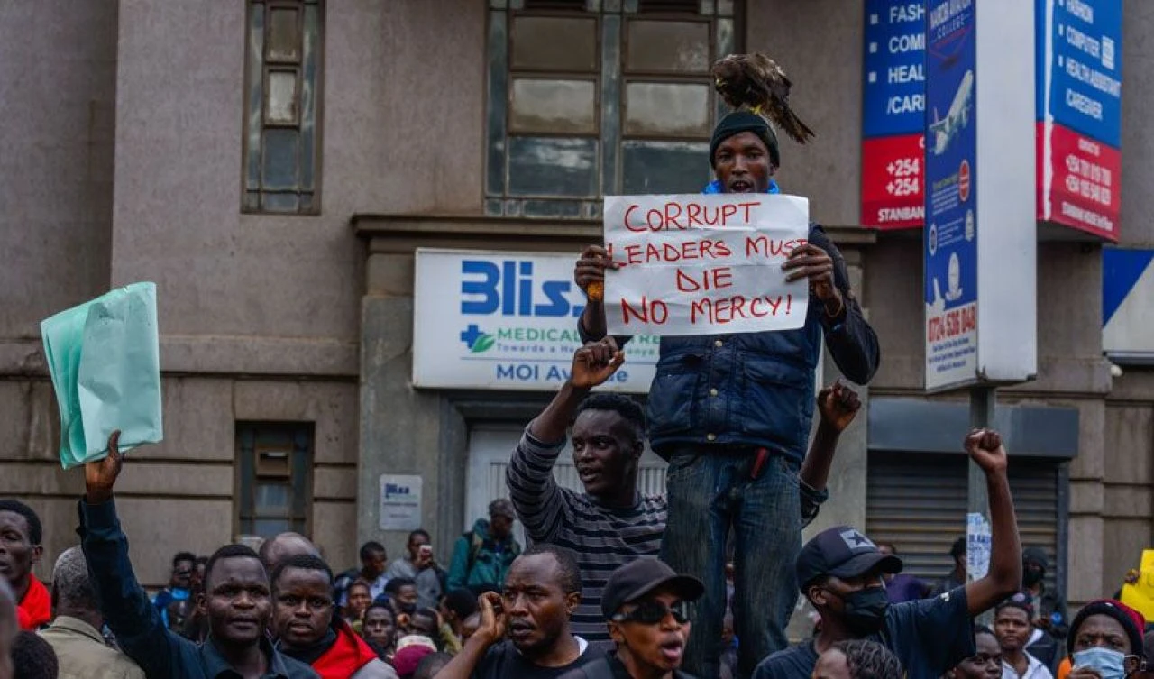 Kenya'da vergi zammı protestoları ölümle sonlandı: En az 5 kişi hayatını kaybetti - 1. Resim