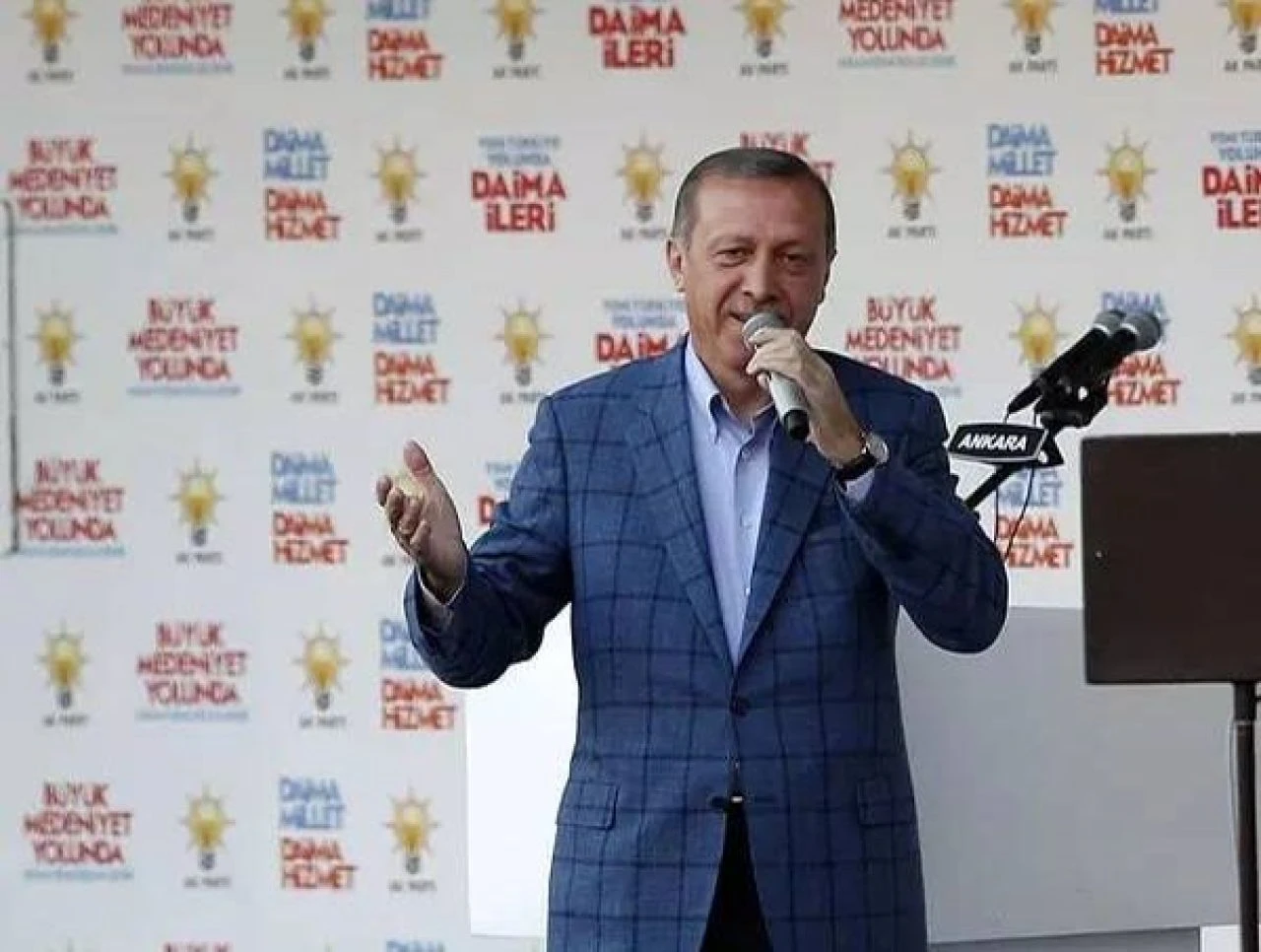 Özgür Özel, Cumhurbaşkanı Erdoğan'ın modasına uydu - 2. Resim
