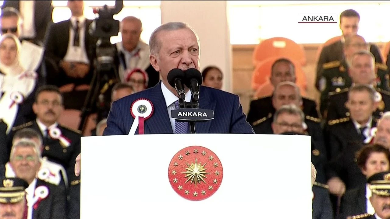 Son dakika! Erdoğan'dan organize suçla mücadele mesajı: 1 yıldaki başarı takdirle karşılanıyor - 1. Resim