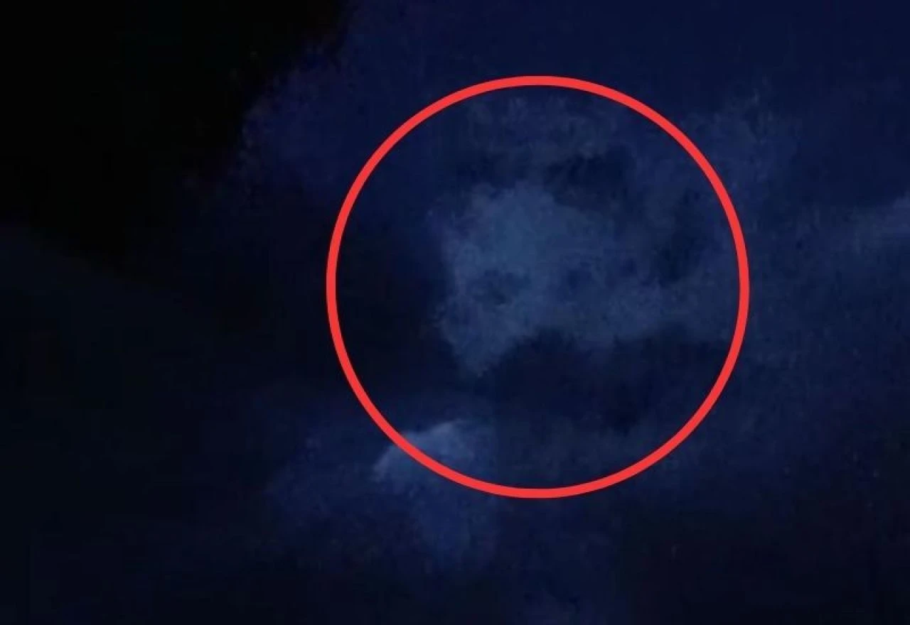 Gece vakti ilginç görüntü: Göz, burun ve ağız fark edilebiliyor!