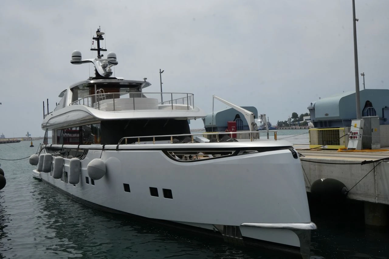 Kraliyet ailesi bile sipariş sırasına girdi! Antalya dünyaya lüks yat ihraç ediyor